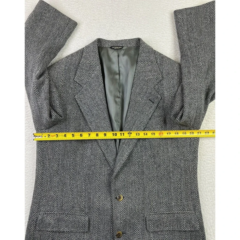 Bill Blass Blazer Mens 44 Wool Herringbone Sport Coat Jacket Made‎ USA Classic